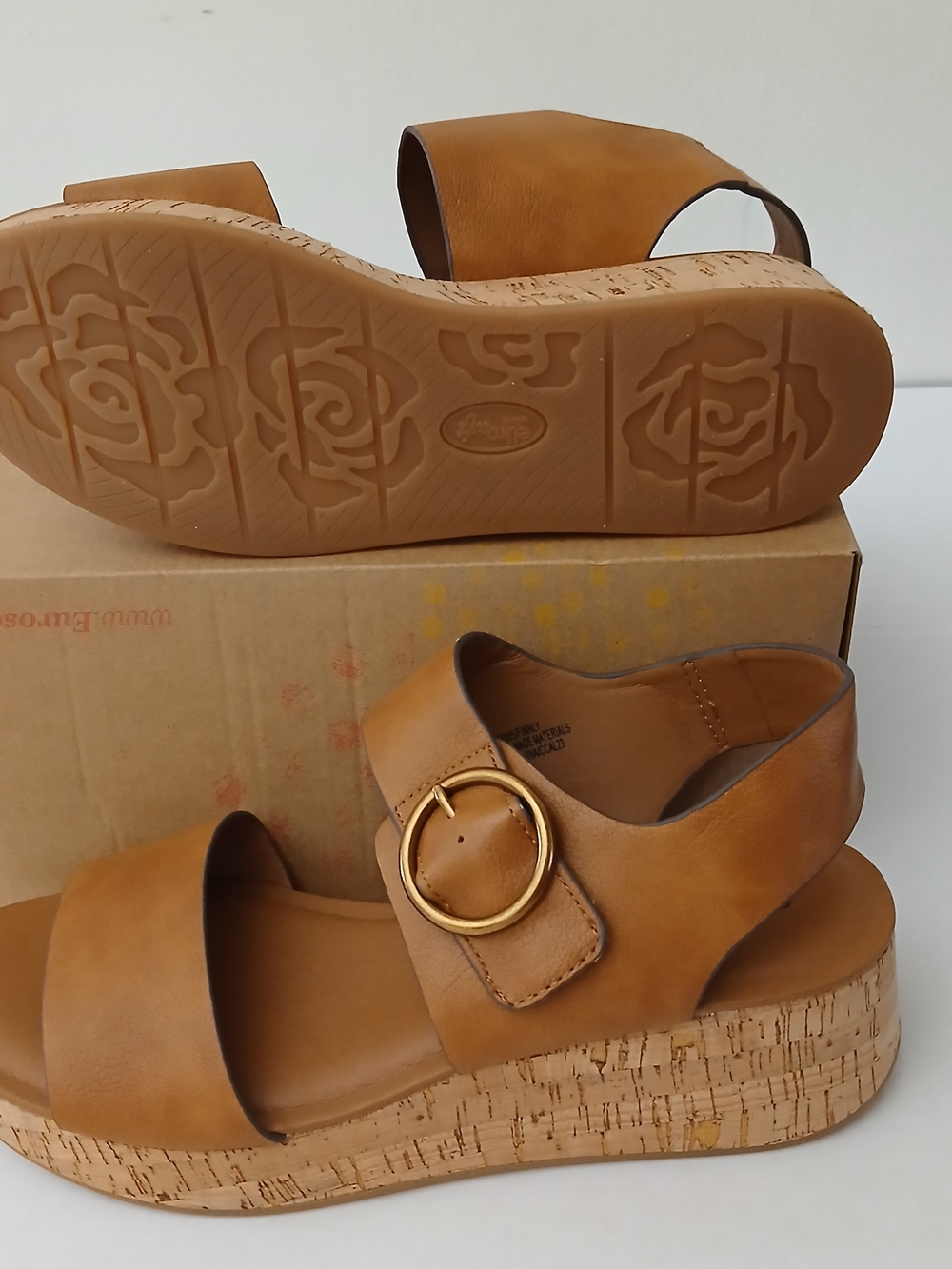 Euro soft Women’s Tan Cork Platform Sandals with Buckle Size 9.5M New $35 - Picture 9 of 10